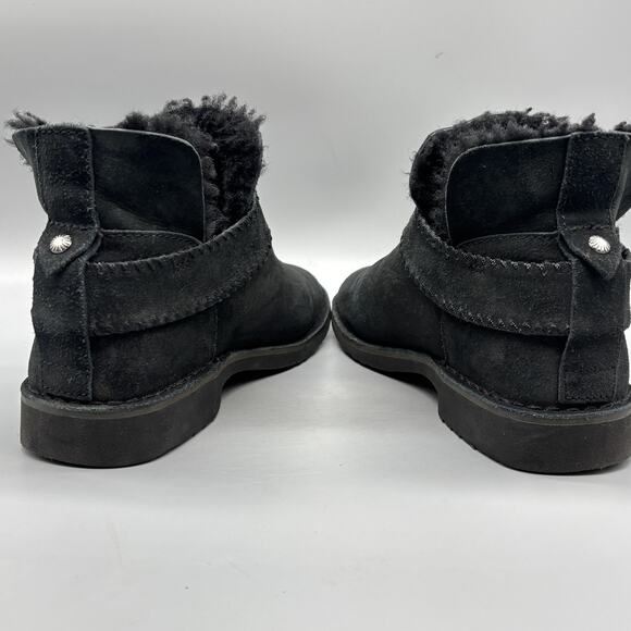 UGG Boots Womens Size 7.5 Black Suede Shearling Lined Ankle Booties Strap Winter - Picture 6 of 9
